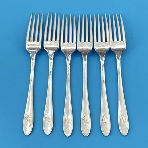 Oneida Community QUEEN BESS II Tudor Silver Plate 1946 Flatware 6-Dinner Forks - Picture 5 of 9